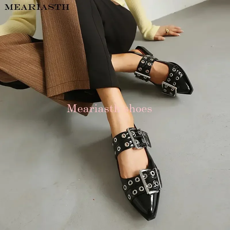 

Big Size 35-44 2024 Luxury Flats Shoes For Ladies Fashion Female Slingback Buckle Pointed Toe Women Flats Shoes Slip On Footwear