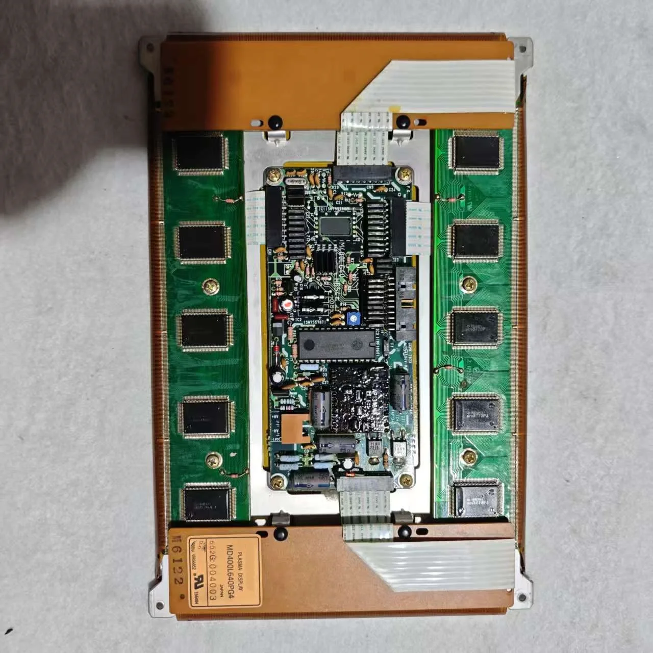 MD400L640PG4 Original 9.8-inch 640×400 Industrial Monochrome Plasma PDP Display In Stock