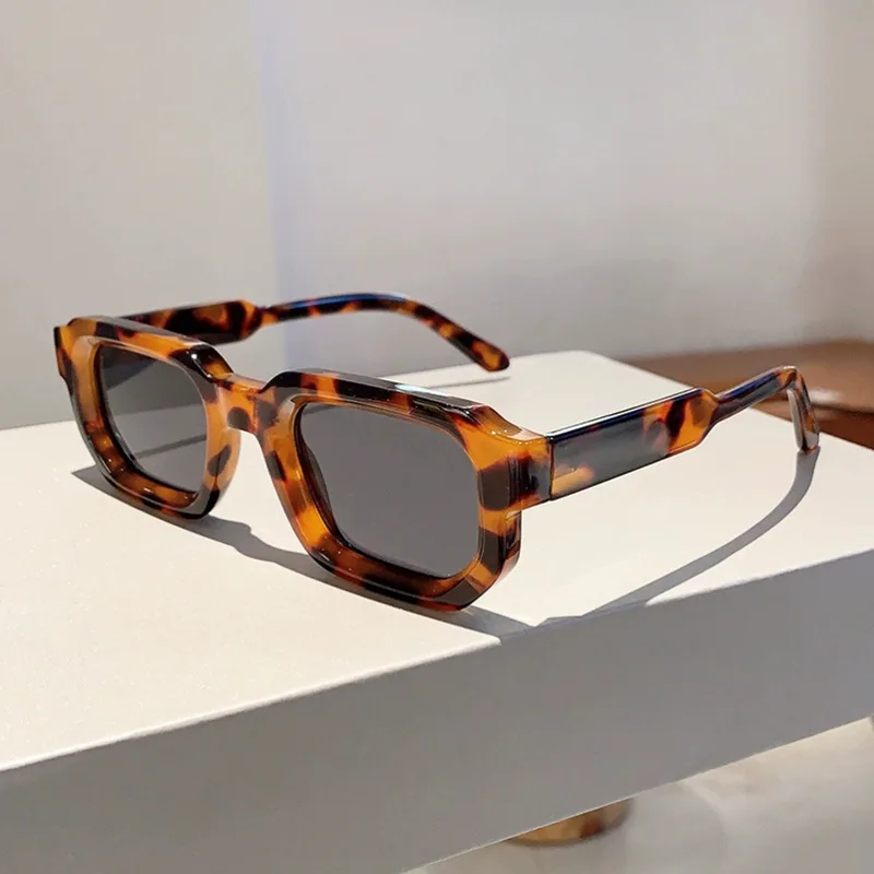 Rectangle Sunglasses Men Women Fashion Sun Glasses Luxury Brand Design UV400 Shades Eyewear Women Square Goggles view 3