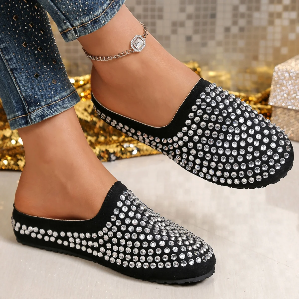 

*Fashionable Hot Selling Round Headed Sexy Rhinestone Flat Slippers Summer New Flat Comfortable Casual Slippers for Women