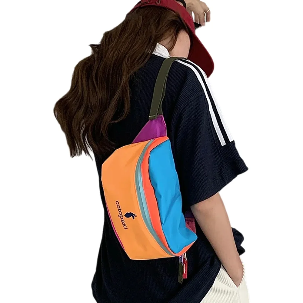 Modna, pojemna torba biodrowa/nerka unisex z motywem wielbłąda, torba na klatkę piersiową, torba crossbody na wędrówki i aktywności na świeżym powietrzu, kosmetyczka/etui na przybory toaletowe. — 2