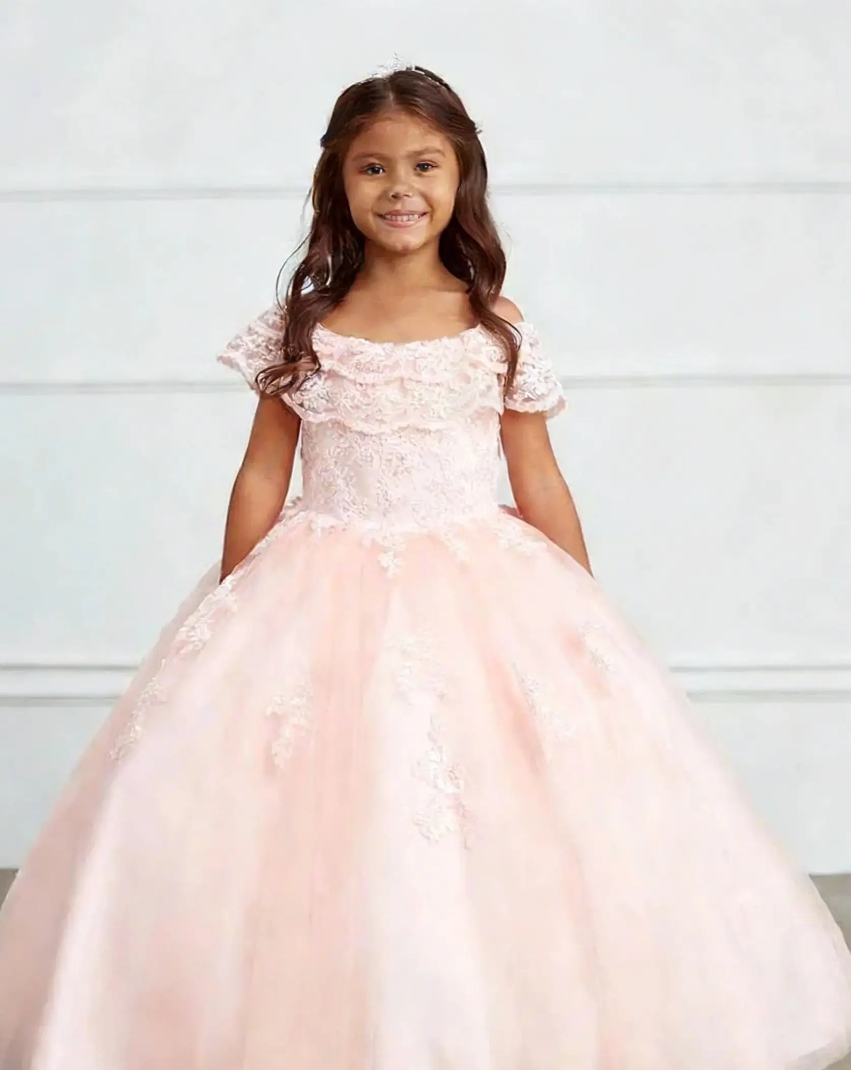 

Pink Customized Flower Girl Dress For Wedding Off Shoulder Lace Appliques Tulle Puffy Kids Birthday Party First Communion Gown