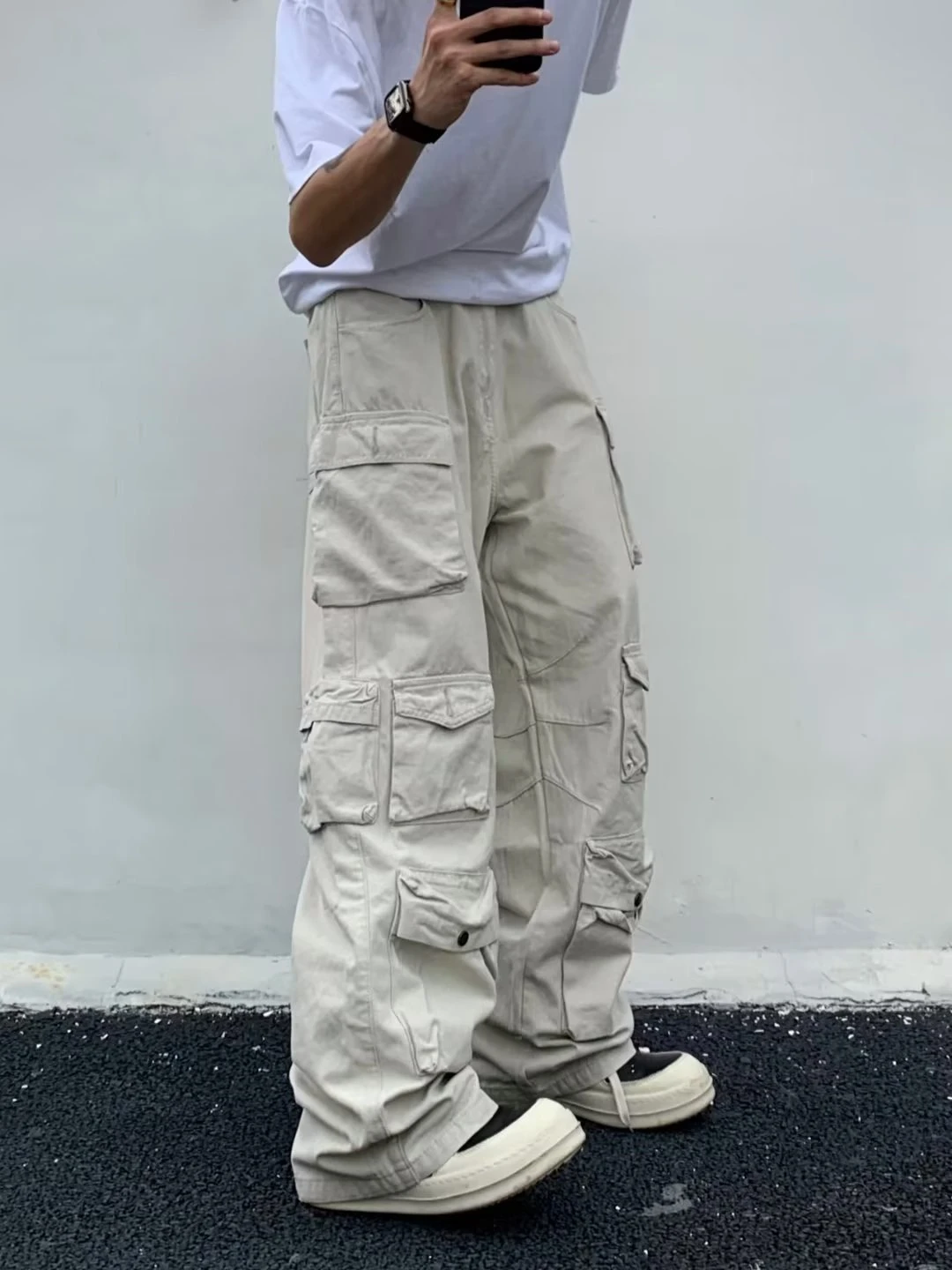 

Cargo pants New Rice White Multi-pockets trousers Overalls Harajuku stays Men Loose Casual Straight Mopping Pants Ten pockets