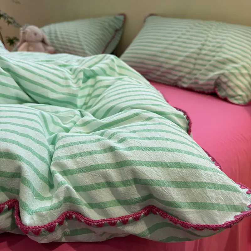 

Bed Set of Four Cool Watermelon Striped Shell Embroidered Summer Girl Heart Sheets Dormitory High Appearance Level