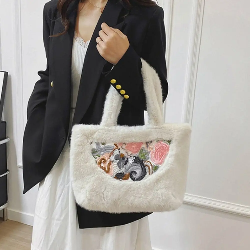 ファッション中国風ぬいぐるみハンドバッグ刺繍磁気バックルぬいぐるみトートバッグふわふわシルクぬいぐるみチェンジポーチ誕生日ギフト