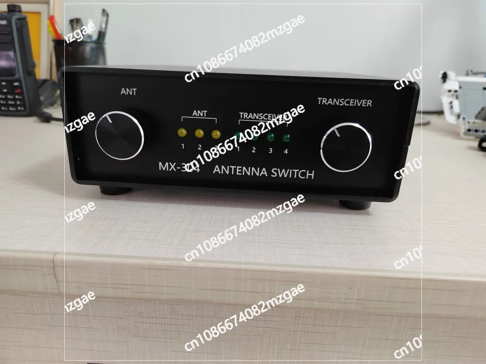 

MX-304 antenna radio switcher, multi-antenna radio sharer
