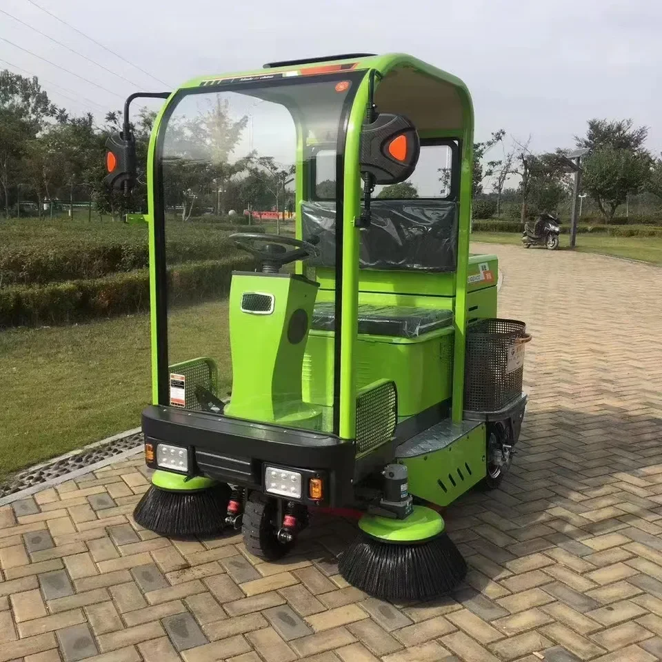 Multi-function Street Road Floor Cleaning Machine Truck Mounted Four Wheel Sweeper Machinery