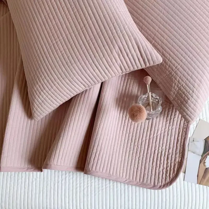 Machine washable velvet thickened bed pad t
