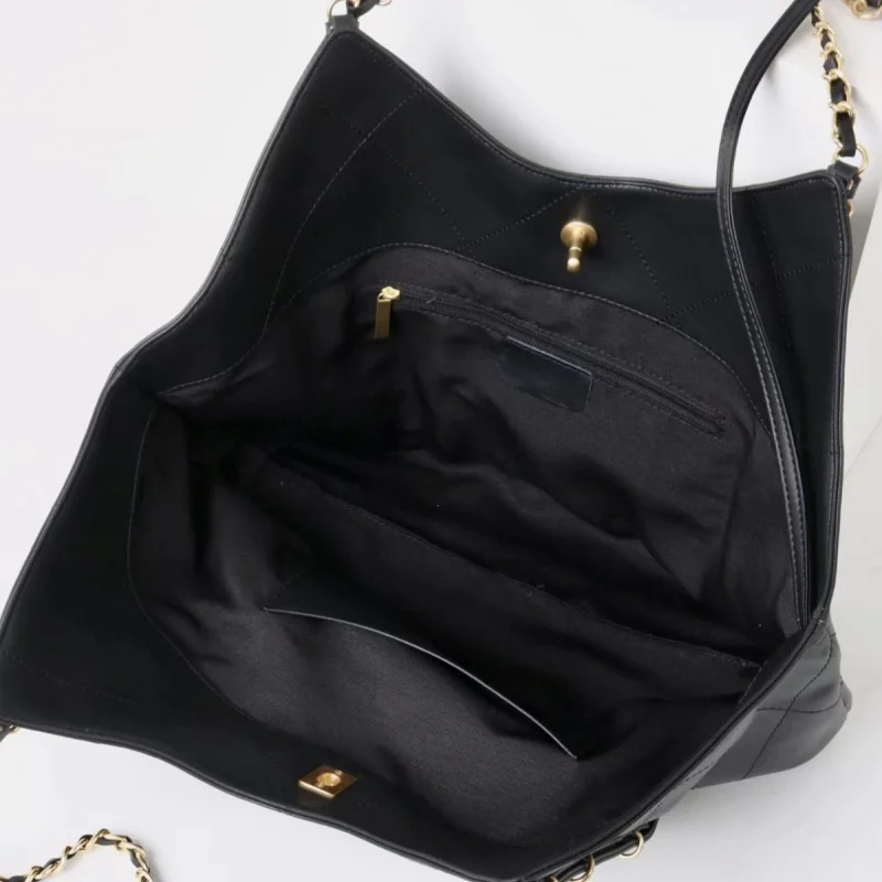 Soft Leather Relaxed Diamond-Quilted Chain Tote Bag for Women Spacious Capacity, Versatile Style, Soft Texture Shoulder Bag