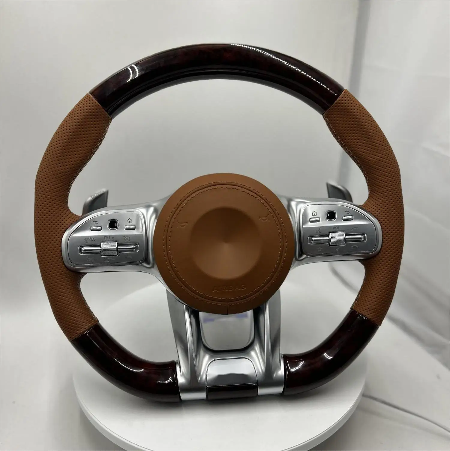 Applicable to Mercedes-Benz old modified new AMG steering wheel AECSG class GLC260GLECLSGT  carbon fiber competitive version