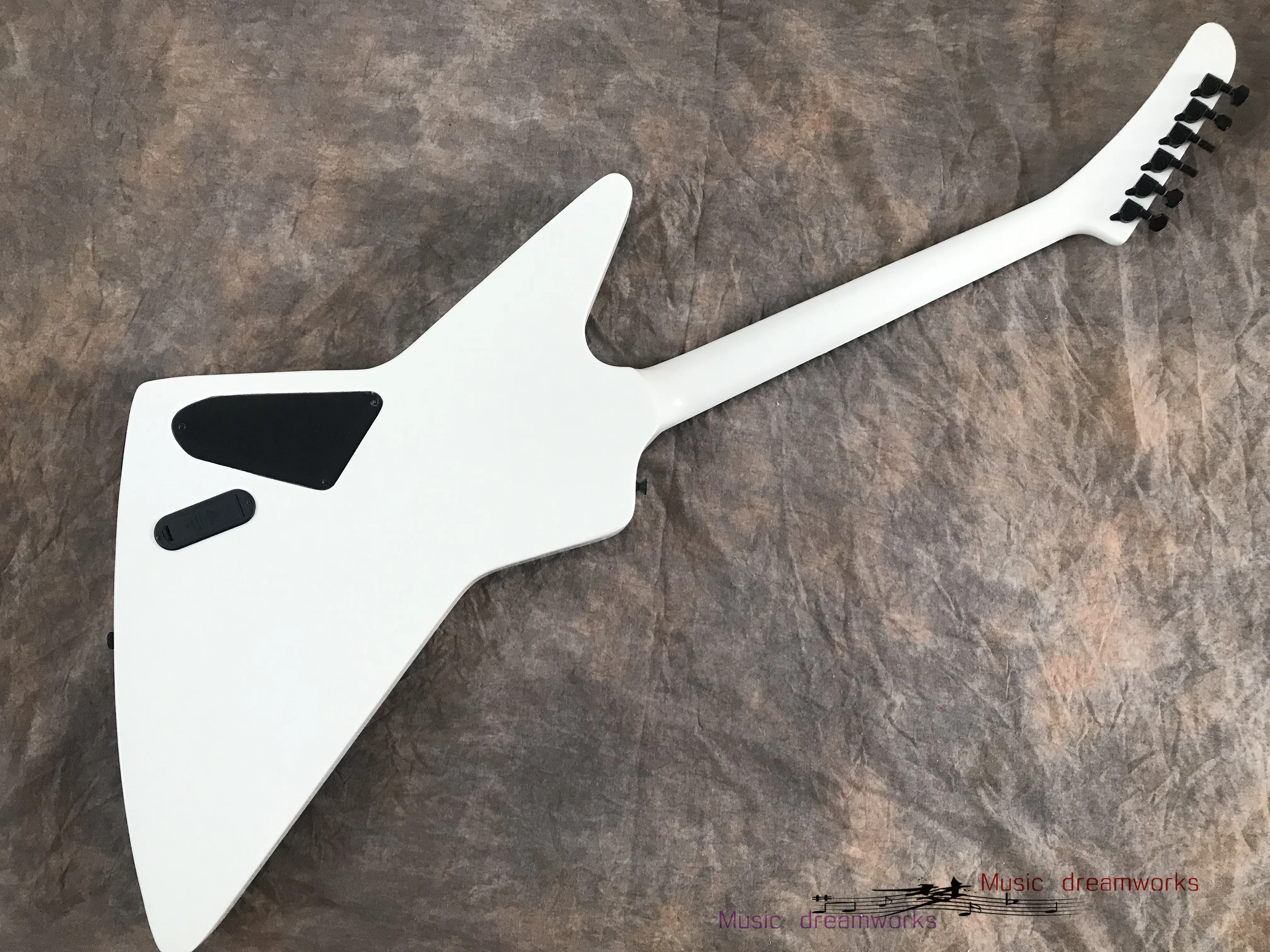 China\'s OEM  becoda black electric guitar  ES p White color, black pattern of individuality