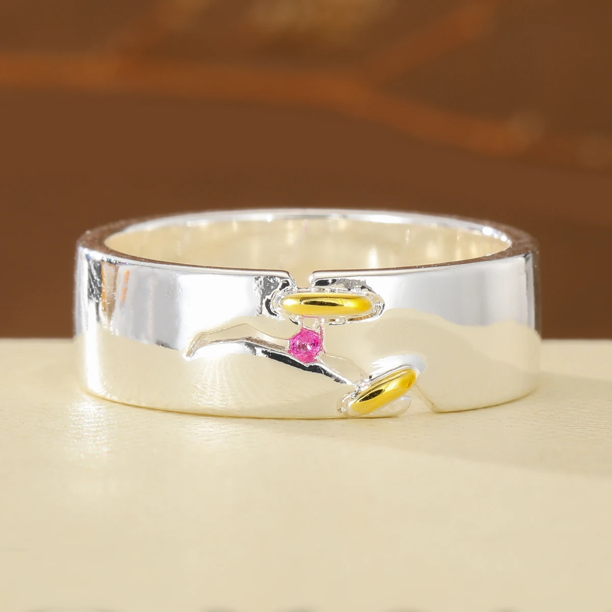 Simple Two-Tone Embossed Abstract Running Figure Copper Ring With Synthetic Gemstone, Women Party Personality Statement Ring