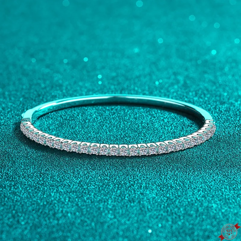 

1.68ct Moissanite S925 Silver Bangles for Women Plated Pt950 Starry Sky Micro Inlaid Bracelets Can Open Lover's Gift Wholesale