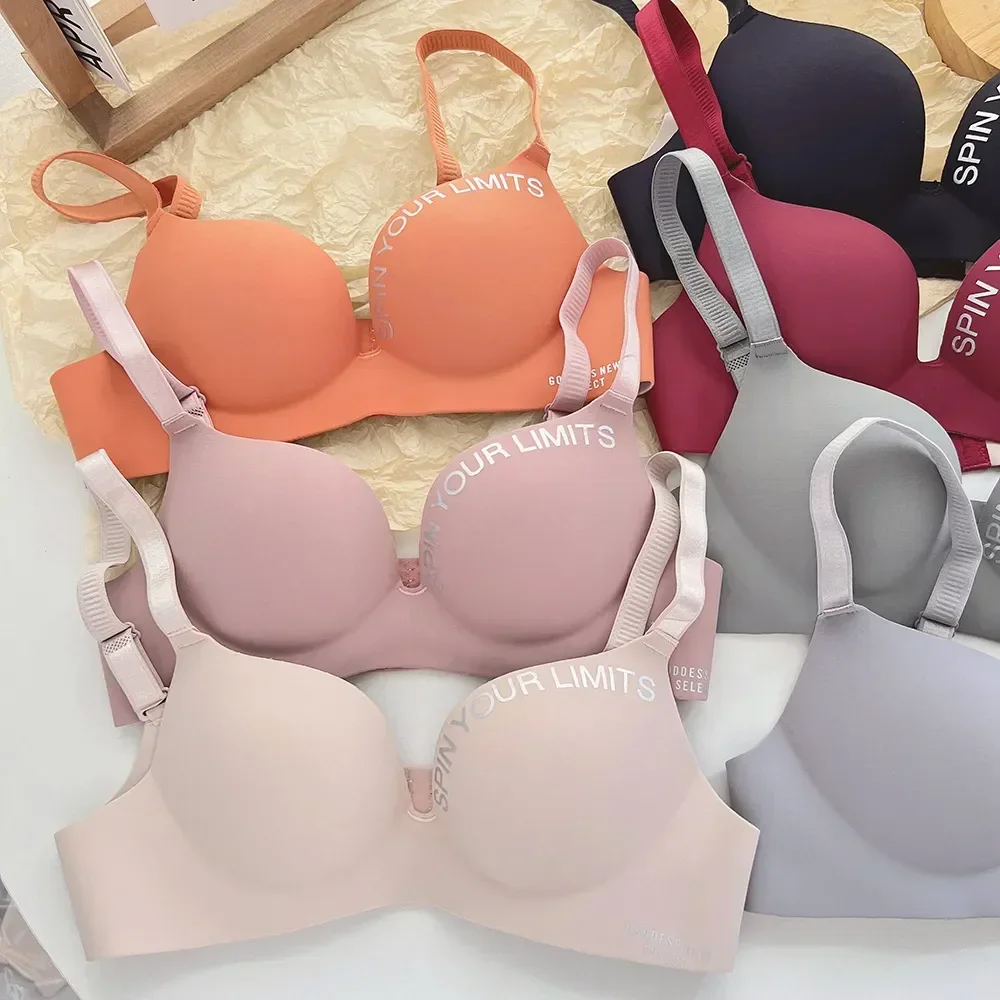 Bralette Three Sexy Push Fashion Up Bra Kobieca bielizna z literami Bezprzewodowe biustonosze bezszwowe Bielizna damska Wzór