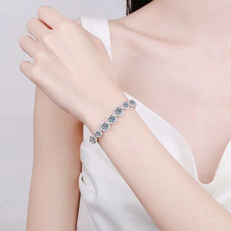 925 Sterling Silver Bracelet Women's moissanite Stone Luxury Bracelet Plated with PT950 Gold Hand piece