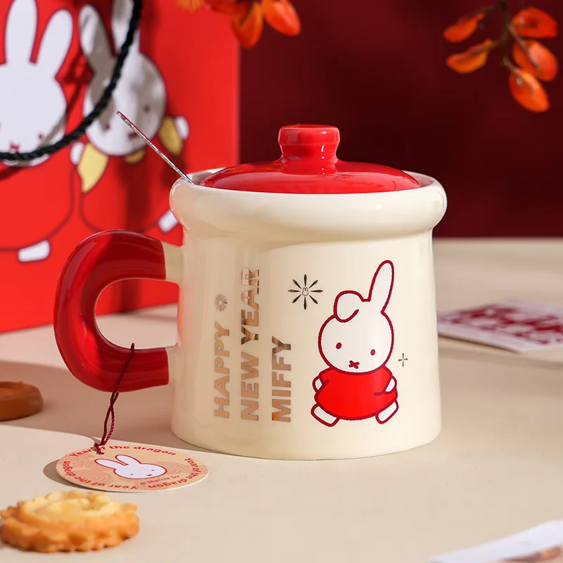 

Керамическая чашка Miffy, домашняя кружка с мультяшным кроликом Miffy с крышкой и ложкой, милая чашка для пары с высокой цветочной гарантией, новогодний подарок