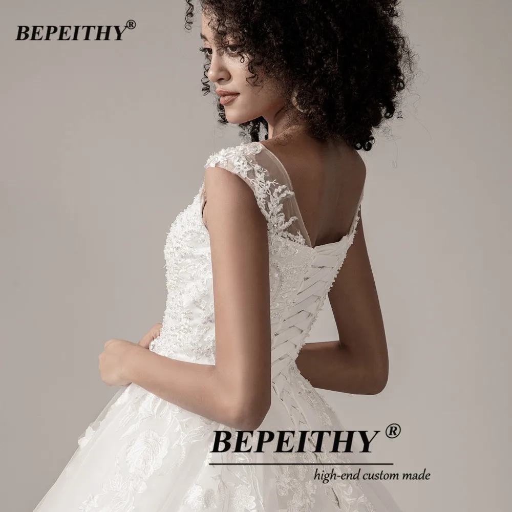 BEPEITHY Hochzeit Kleider Für Frauen Gericht Zug Scoop Sleevless Spitze A-linie Brautkleider Anmutige Braut Plus Größe Hochzeit Kleid