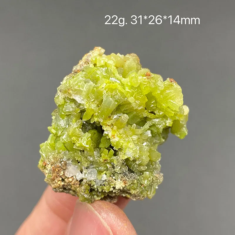 100%  Natural pyromorphite Mineral Specimens Stones and Crystals Healing Crystal