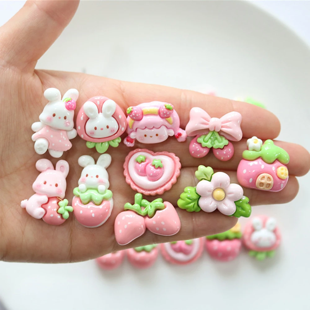 10PCS เงาสตรอเบอร์รี่กระต่าย Series เรซิ่น Flatback Cabochons สําหรับ Hairpin Scrapbooking DIY เครื่องประดับหัตถกรรมอุปกรณ์ตกแต่ง