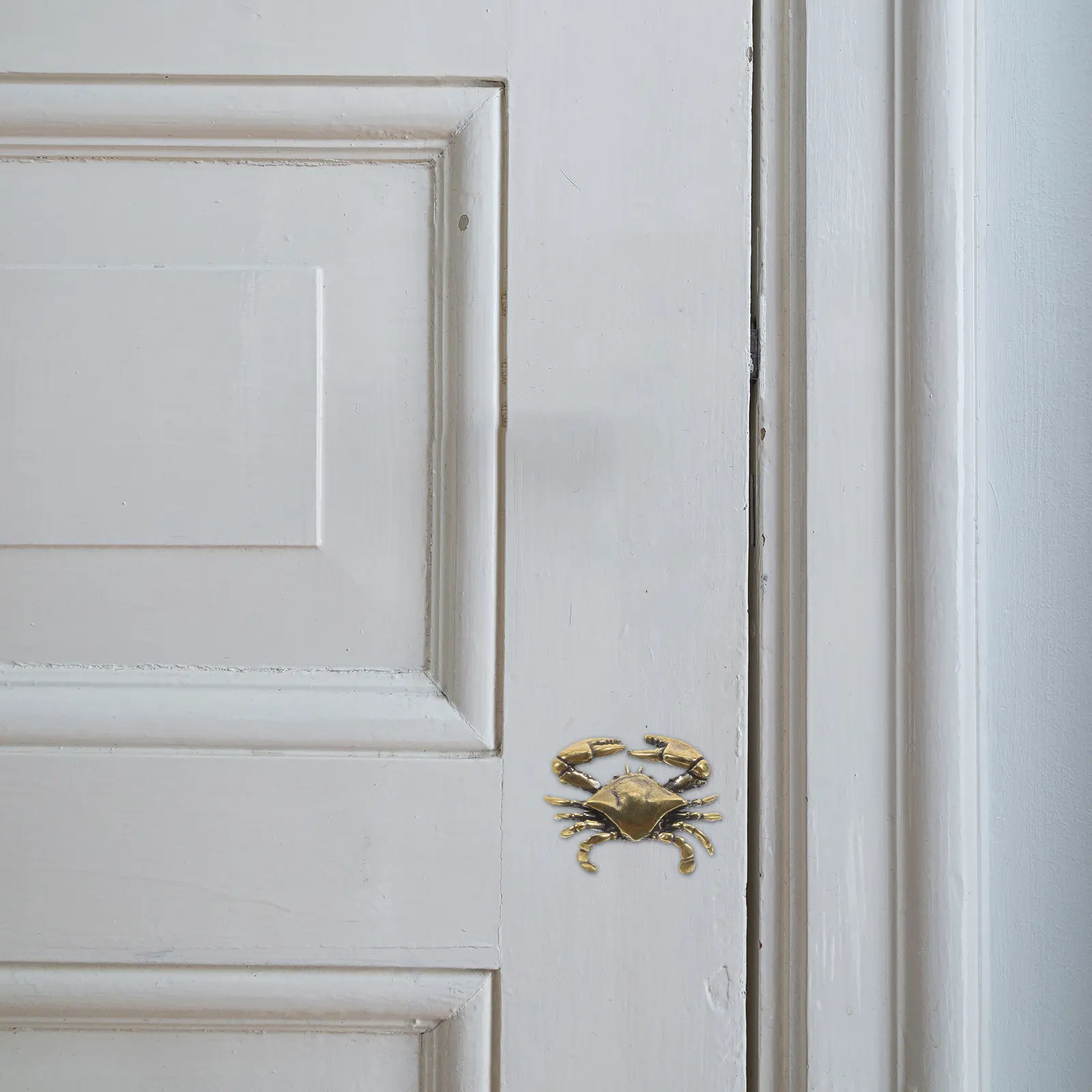 Brass Crab Door Handles Nautical Cabinet Pulls Marine Style Drawer Pulls Unique Ocean Inspired Decor Retro Single Hole Knobs