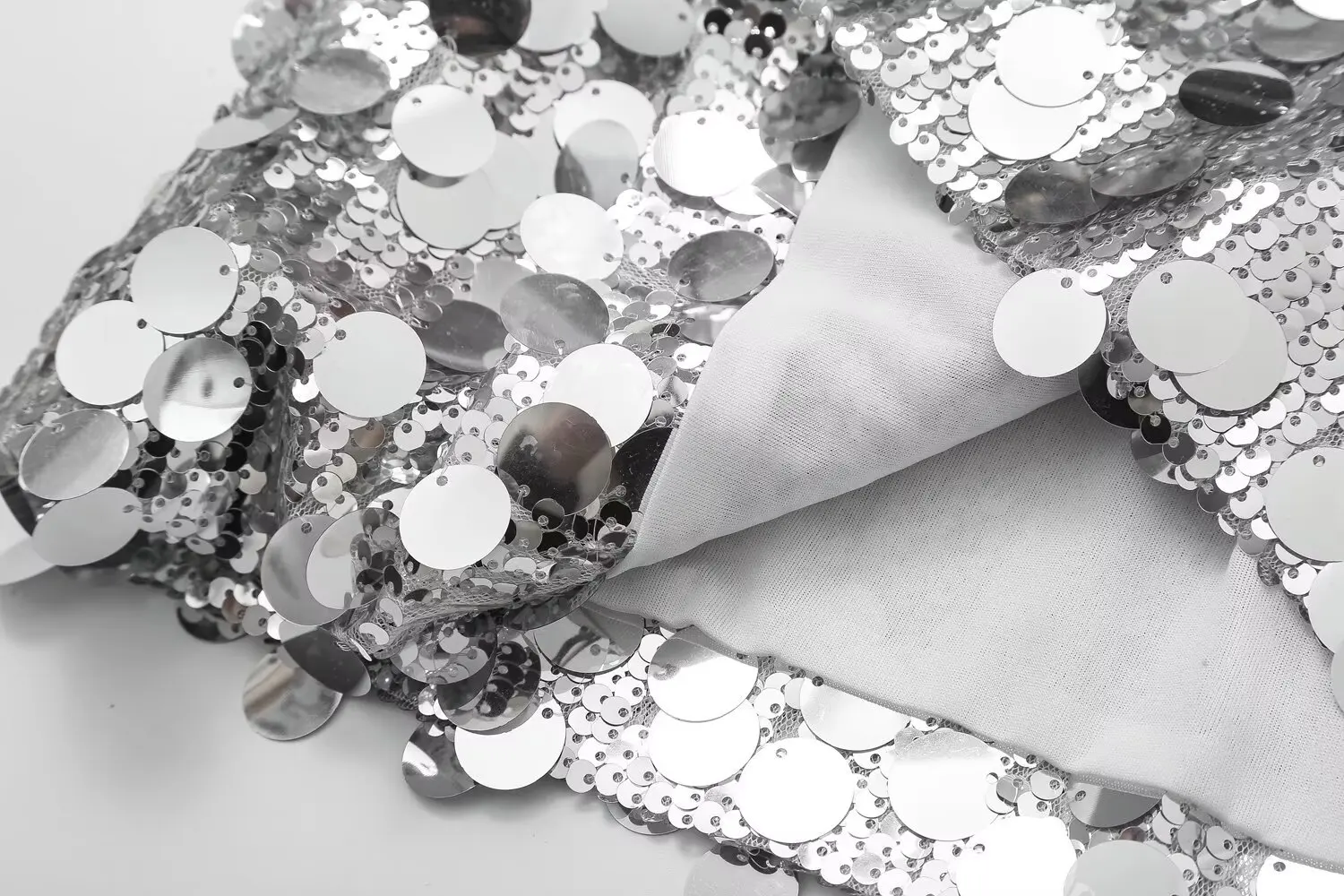 Schicker Pailletten-Minirock mit hohem Bund und seitlichem Reißverschluss, Vintage-Mode, Damenrock – Detail 11