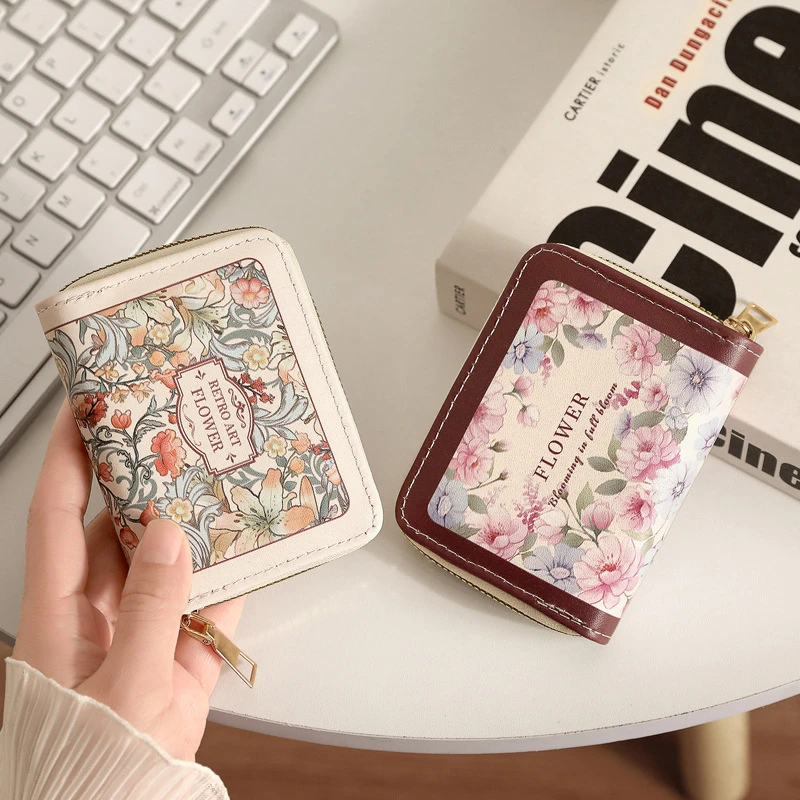 Card Bag for Women, Exquisite, Small and Multi-card Space, Large Capacity, Retro Certificate Storage Wallet, New Change Bag.