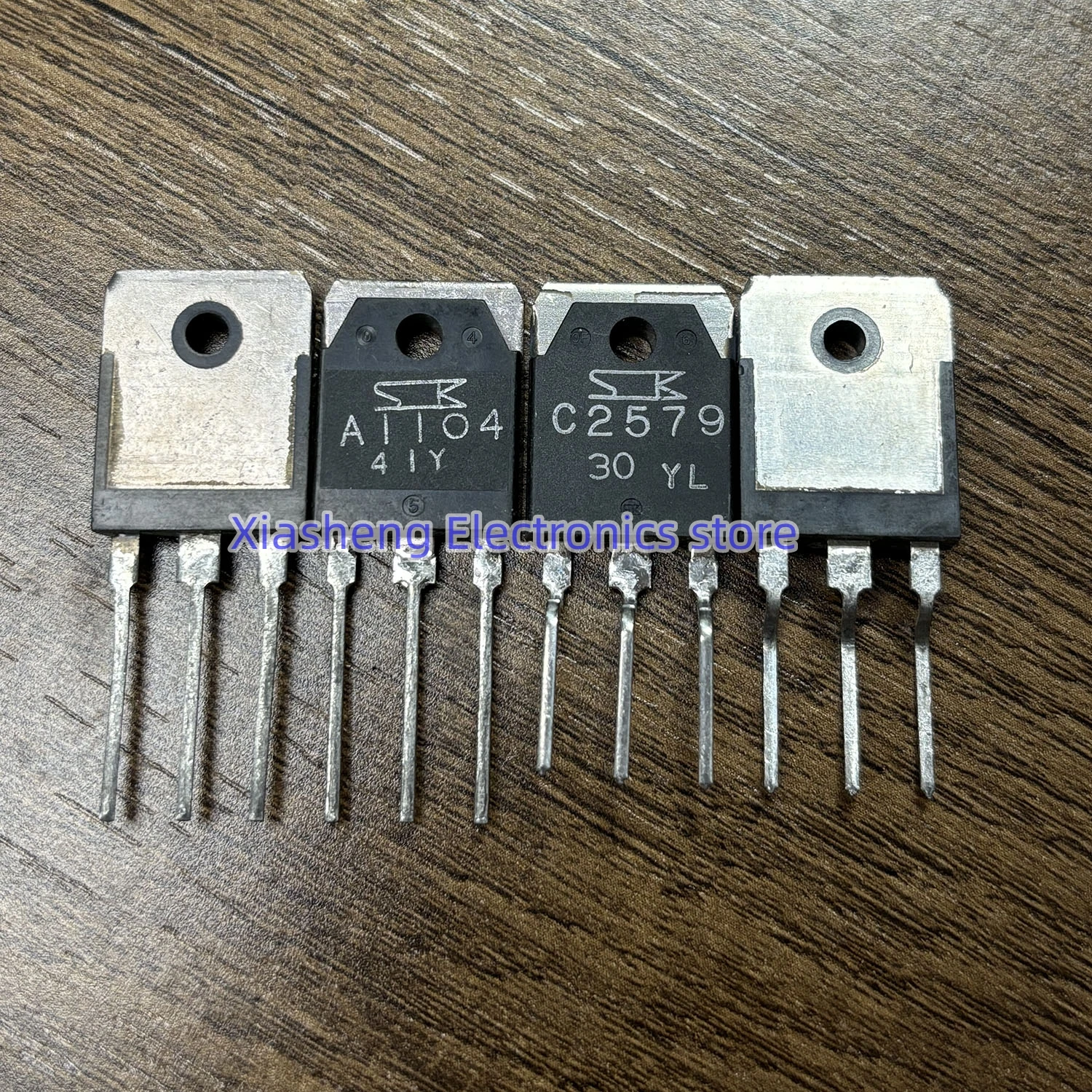 

New Original 2Pairs 2SA1104 A1104 + 2SC2579 C2579 TO-3P Audio Amplifier Transistor In Stock