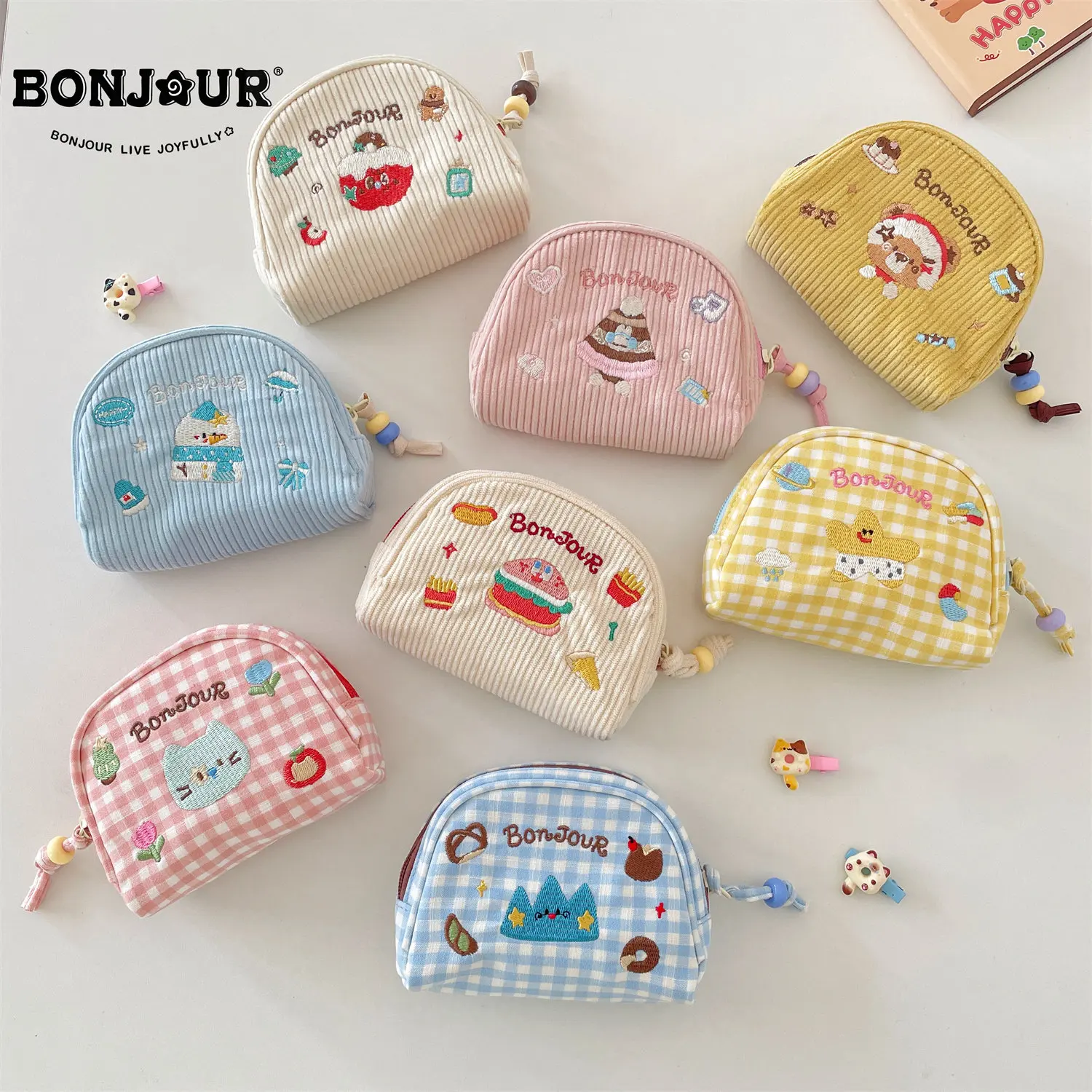 オリジナル甘くてかわいい半円形チェンジバッグ女子学生高価値刺繍化粧品バッグキーギフト収納袋