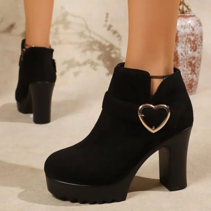 Plus Size Women's Shoes New Spring, Autumn and Winter Round Toe Casual Suede Midblock Heel Booties
