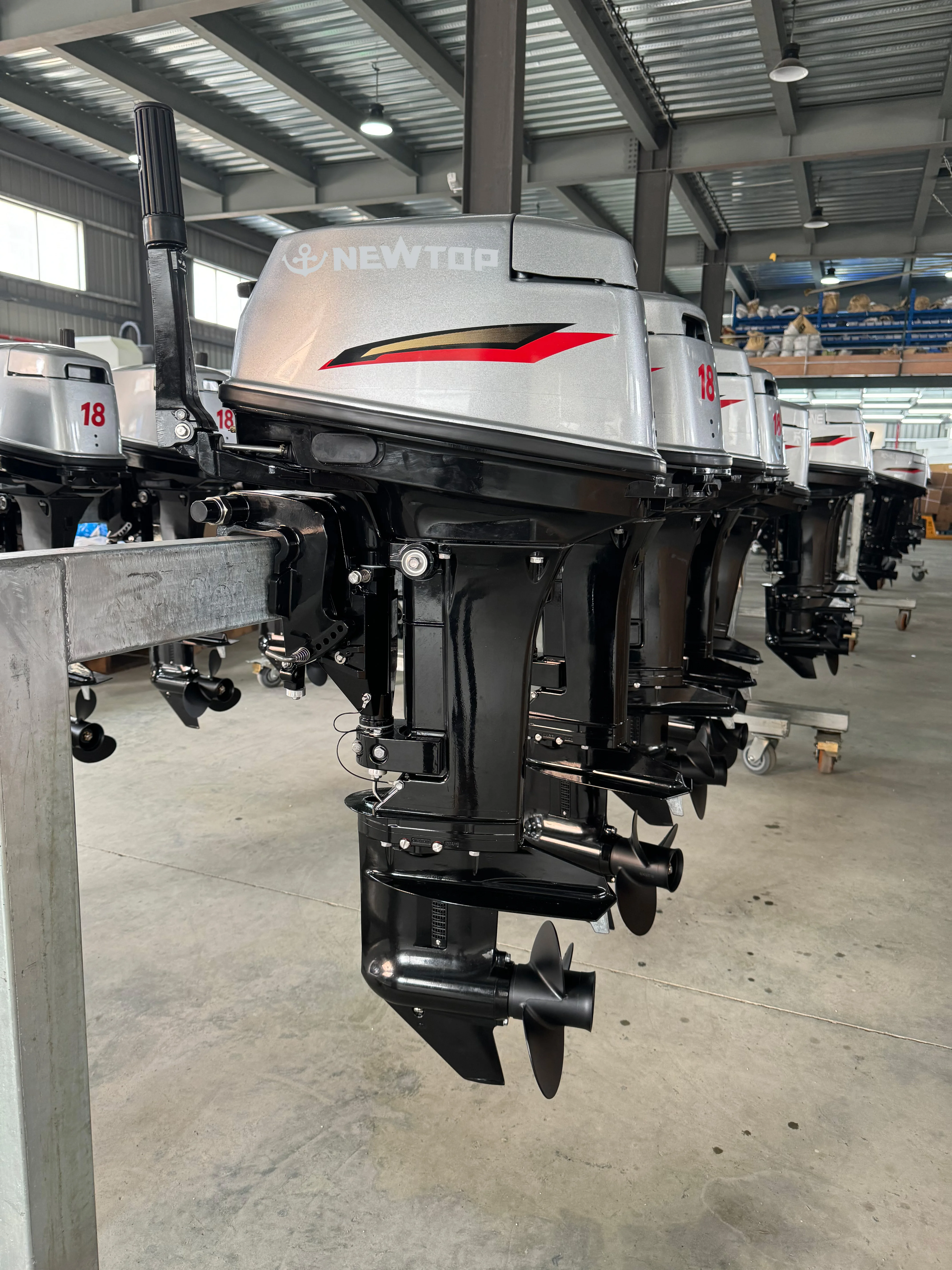 Petrol 2 Stroke Marine Outboard Motors 18HP Fishing Boat Engines Outboard Tohatsu