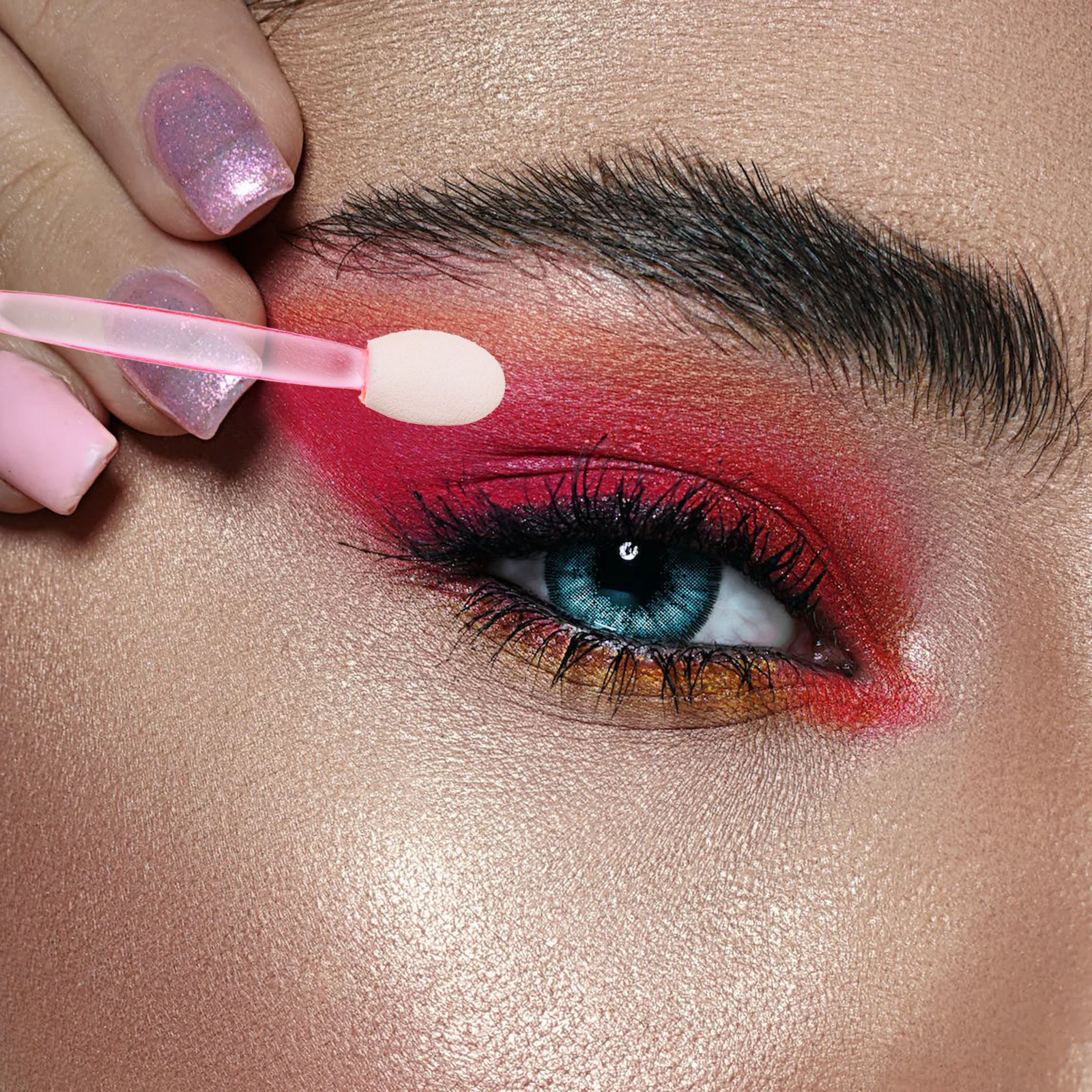 

100Pcs Eyeshadow Makeup Sticks Disposable Dual-Ended Sponge Applicators for Precise Eye Shadow Blending Women Cosmetics Tools