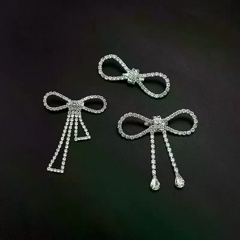 Fashion Romantic Sweet Rhinestone Bowknot Brooch Pearl Tassel Buckle Pin Cardigan Coat Sweater Brooches Wedding Accessories