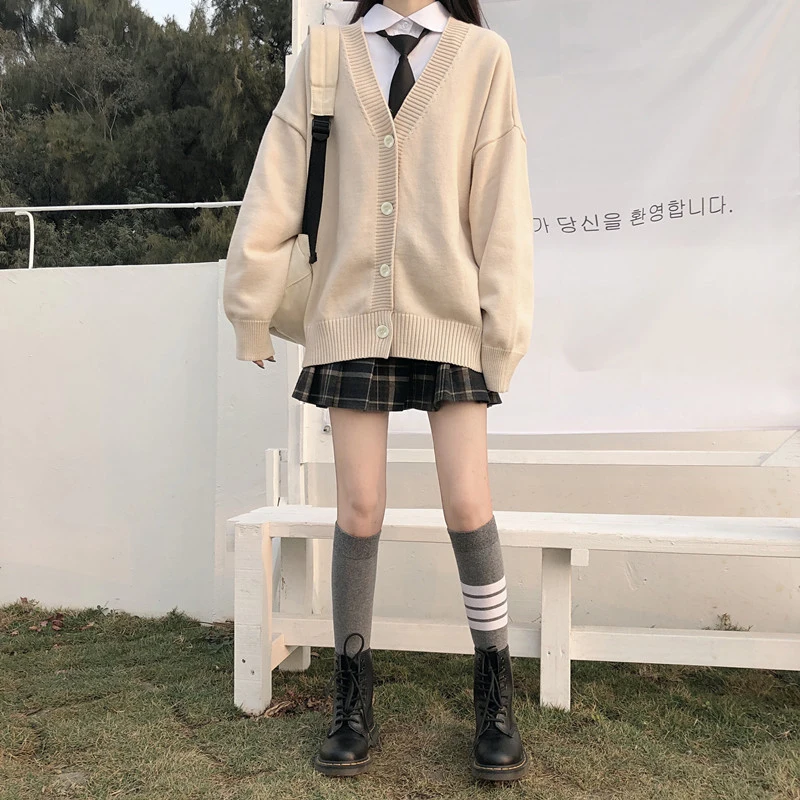 Female Spring Autumn New Junior High School Student Casual Beige Cardigan Sweater JK College Style Suit Pleated Short Skirt