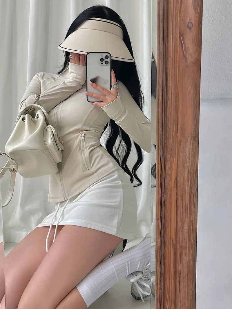 WOMENGAGA Sporty Slim Sweatshirt Thin Waist Long Sleeve Zipper Sport Casual Top Sweet Hoodie Hot Sexy Korean Women Tops  Z8E0