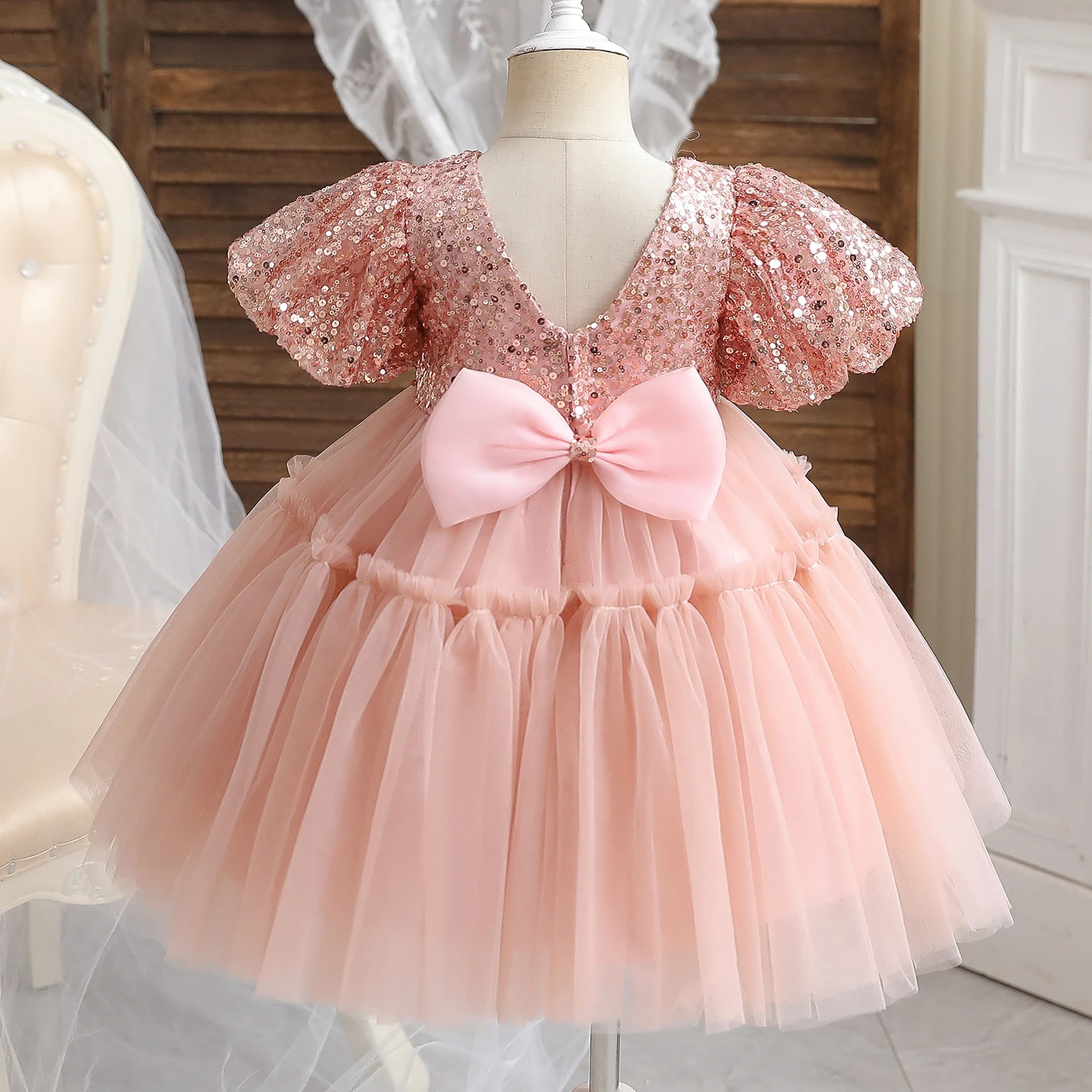 Cute Girl Pink Fluffy Princess Dress Flower Girls Sequined Dresses For Wedding 1-5T Kids Birthday Party Puff Sleeve Tulle Gown