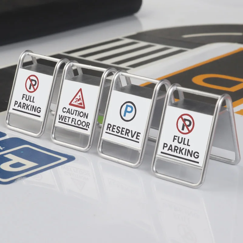 مصغرة محاكاة المرور وقوف السيارات لافتة نموذج أطقم طاولة الرمل سياج الطريق نموذج الملحقات من الديوراما