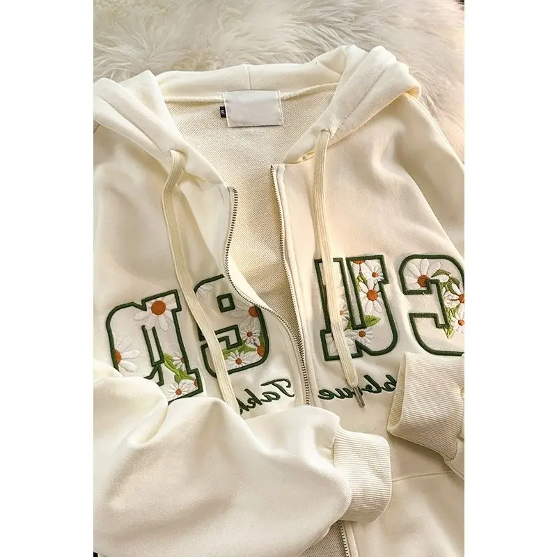 American daisy letter embroidery hooded cardigan sweatshirt for men and women spring and autumn Japanese style couple jacket ins