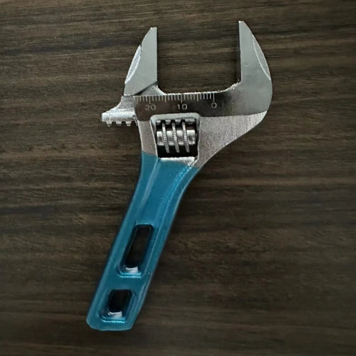 Adjustable Wrench Large Opening Short Handle Mini Monkey Spanner Laser Scale Rubber Wrapped Key Plumbing Pipeline Bathroom Tools