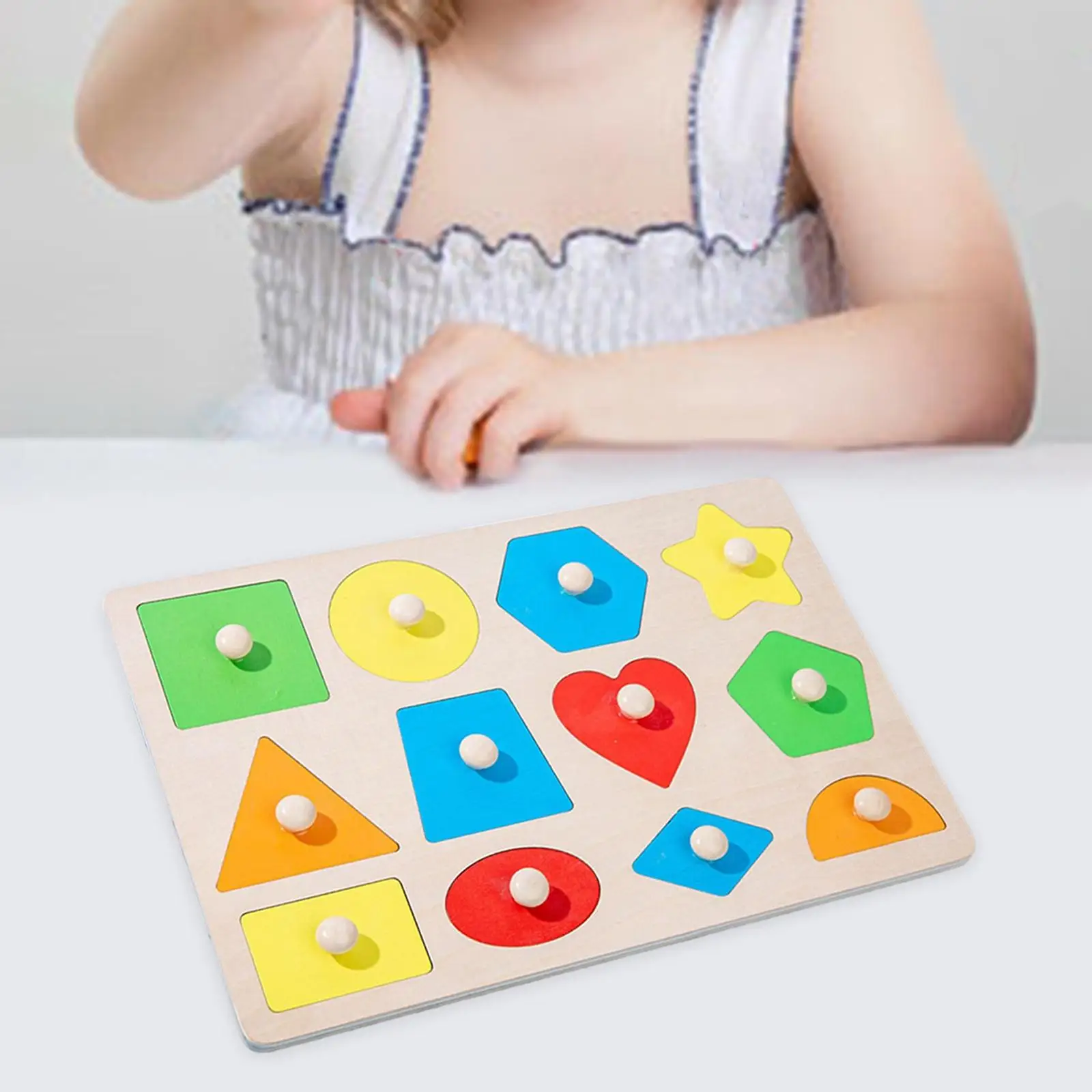 ของเล่นไม้รูปทรงต่างๆ สำหรับฝึกการเรียนรู้สีและรูปทรง 12 ช่อง