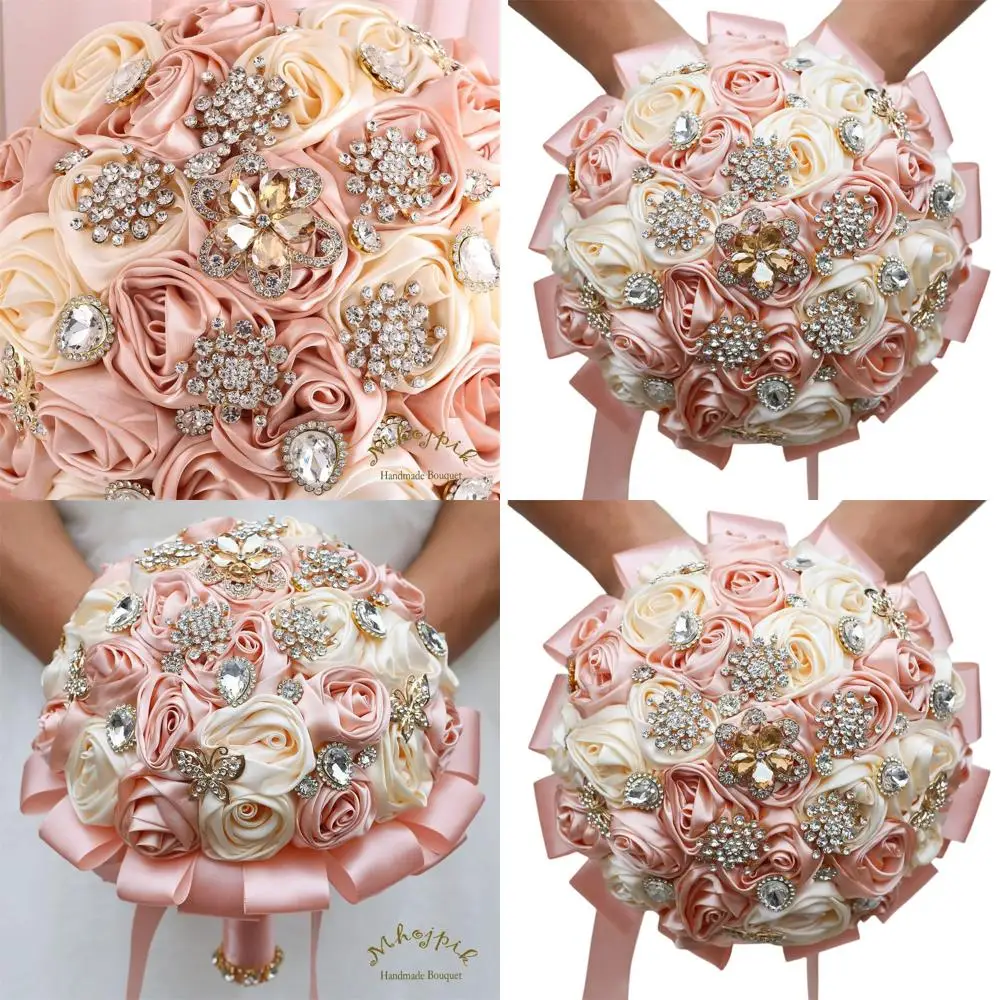 

Искусственный букет роз 9.8 Round Peach Pink & Cream с блестящей брошью для невесты, свадьбы или церемонии Кинсеанера