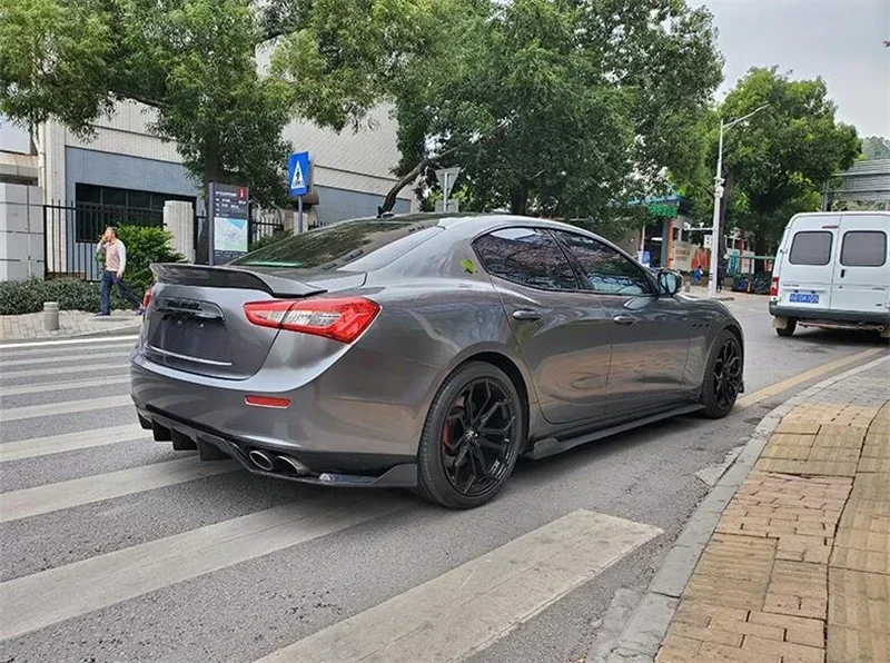 Novo! Real Carbon Fiber Lábio Dianteiro, Difusor Traseiro, Body Side Skirt Kit, Spoiler Refits, Splitter, Maserati Ghibli 2013 2014 2015 2016