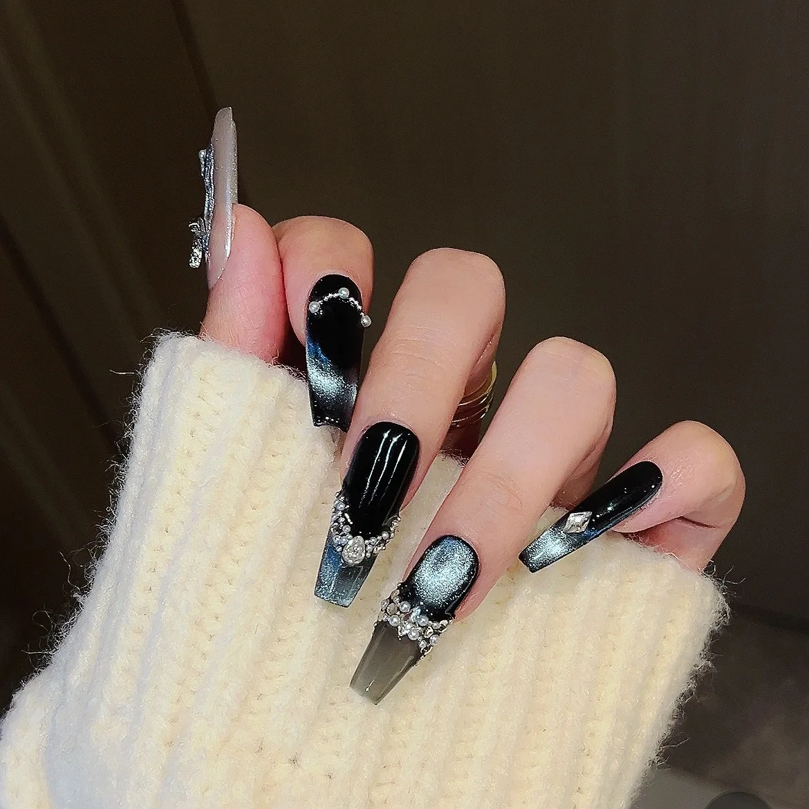 手作りブルースターリーオーシャンプレミアムキャットアイプレスオンネイル - ラインストーンラグジュアリー再利用可能なフェイクネイル