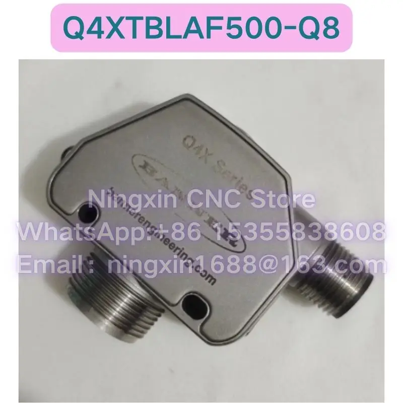 Second-hand Q4XTBLAF500-Q8 sensor Support NPN/PNP output, 10-30V Functional test OK Fast delivery