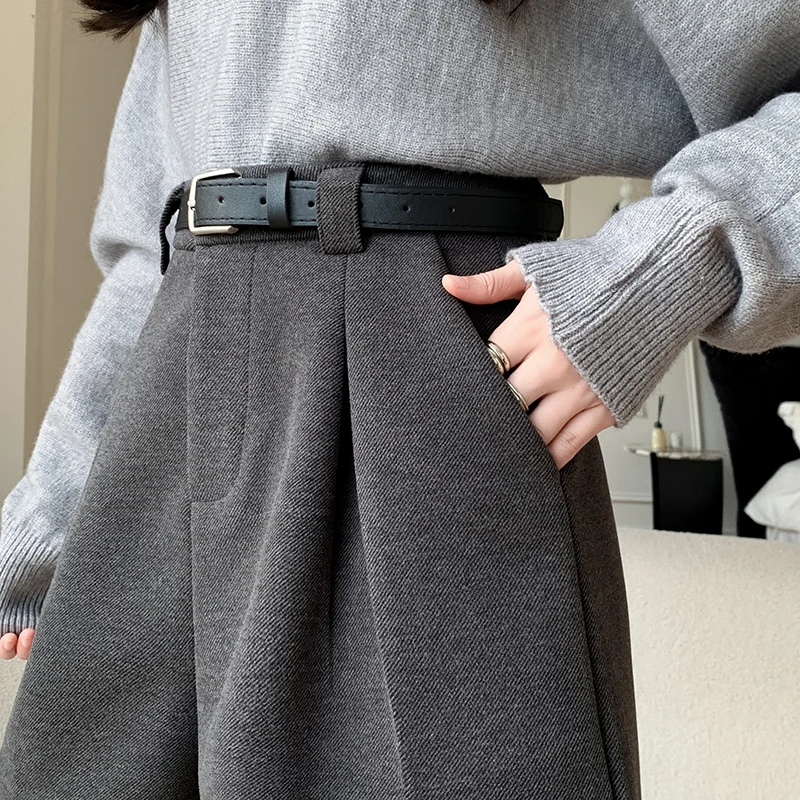 2025年秋冬向け レディース ウール ショートパンツ ハイウエスト プリーツ Aライン ゆったり カジュアル 厚手 ブーツパンツ 快適なショートパンツ