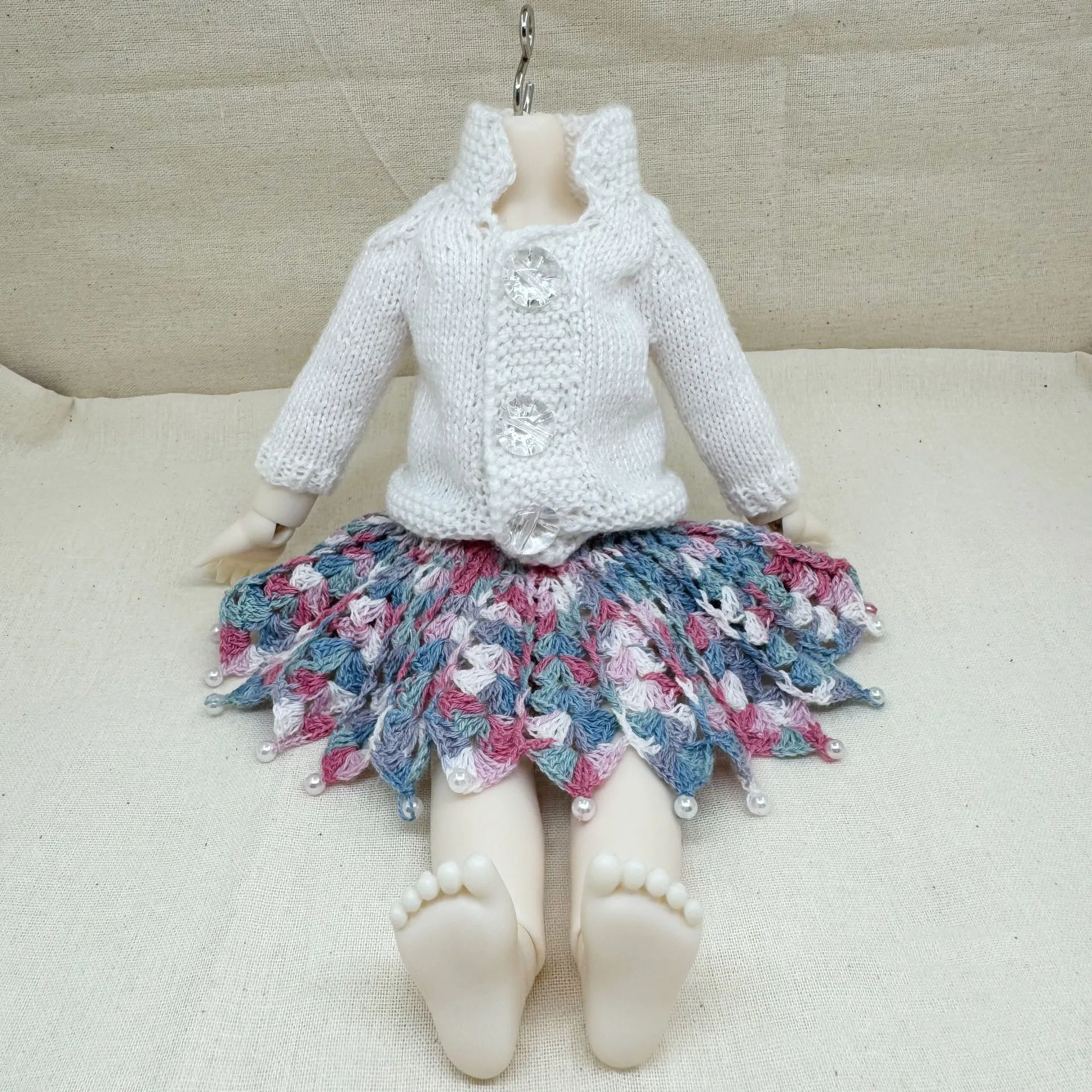 White Sweater Colorful Dress 1/6 BJD Clothes, Toys Doll Accessories Free Shipping