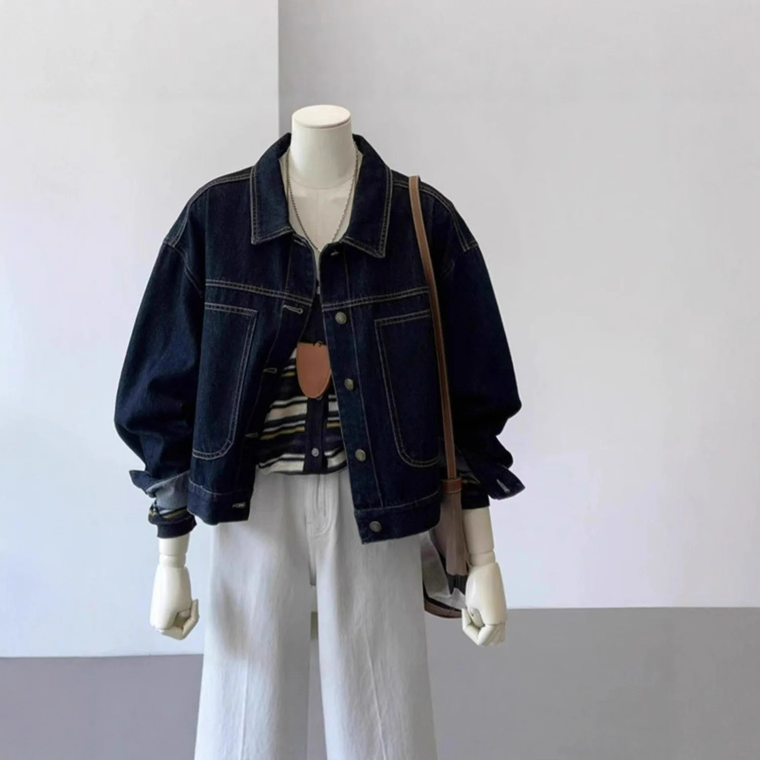 Women's Dark Wash Cropped Denim Jacket, Loose Oversized Jean Coat with Contrast Stitching, Casual Streetwear Outerwear