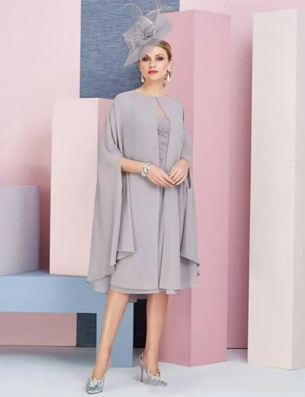 Elegant Robe de soirée O-Neck Long Sleeves Knee-Length Chiffon Mother Of The Bride Dress With Cape Lace Appliques Formal dress