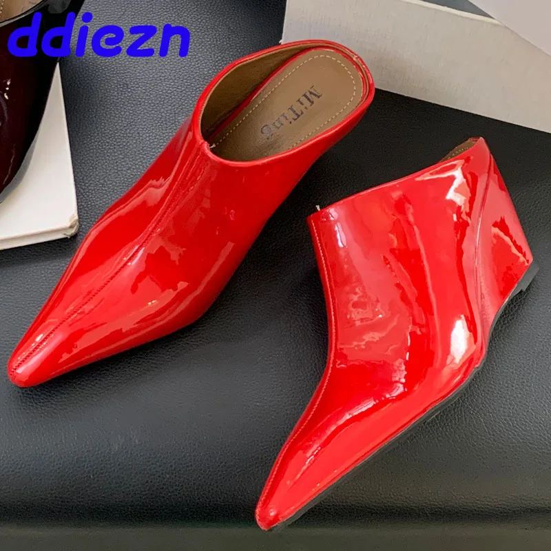 2024 New Footwear Red Women Wedges Slippers Shoes Fashion Pointed Toe Female Slides Wedges Pumps Slippers Shoes For Ladies Mules