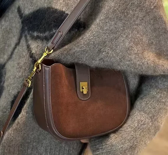 

Genuine Suede Cowhide Leather Women Shoulder Crossbody Half Moon Saddle Bag Ladies Underarm Bag Luxury Designer Bucket Purse Bag