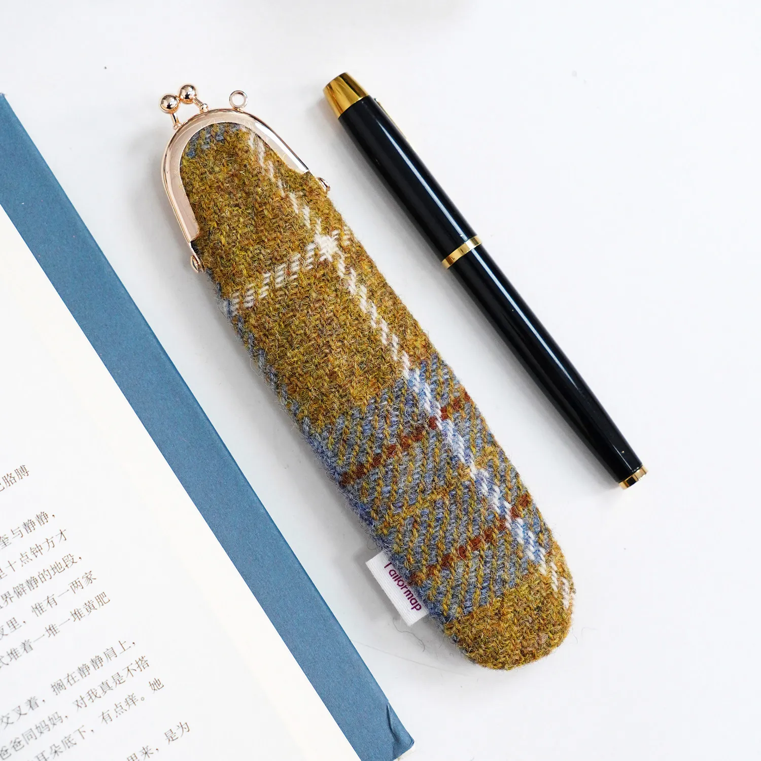 Harris Tweed Fabric Fountain Pen Pouch Kiss-lock Pen Case Single Pen Protector for Stationery Gift Student School Stationery